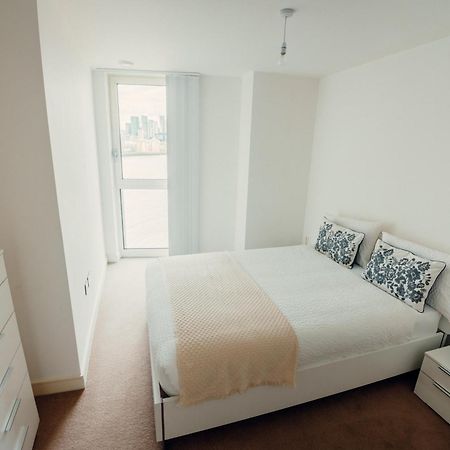 2 Bed Flat London Apartamento Exterior foto